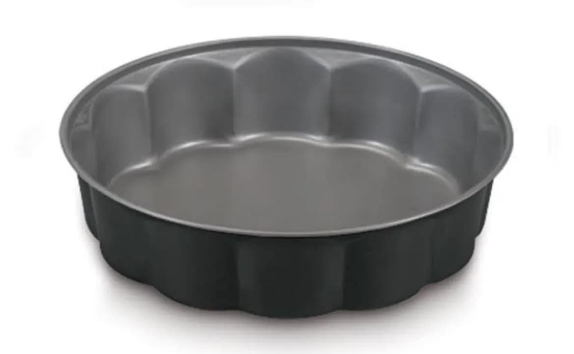 Round Non-Stick Fluted Cake Pan with Flat Bottom (Scalloped Edge Mould)