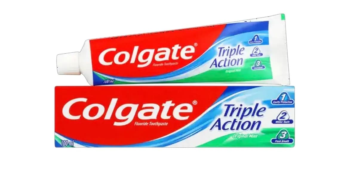 Colgate Triple Action Original Mint Fluoride Toothpaste (100ml)